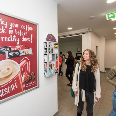 Boomerang.at - Nescafe 3in1 - Touchpoint Sampling Studentenheimposter  - 3