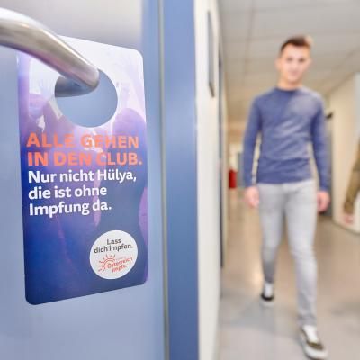 Boomerang.at - BKA  - Gastro Fitness Education  LightPoster SpindAd BoomerangCards Sanitaryposter StudentenheimPoster MirrorAd Tuerhaenger 13