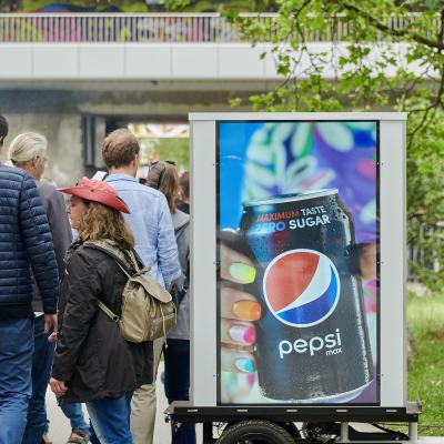 Boomerang - Pepsi - Outdoor - TouchPoint Sampling - Digital e-Trikes 4K - Promotion - 3