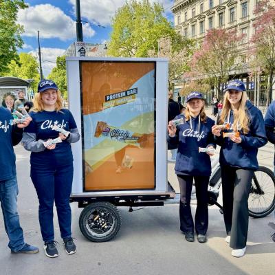 Boomerang - Chiefs - DOOH - Promotion - Digital E-Trike - TouchPoint Sampling - 6