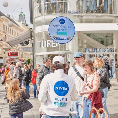 boomerang.at - Sprechblasen - Promotion - Outdoor - Nivea