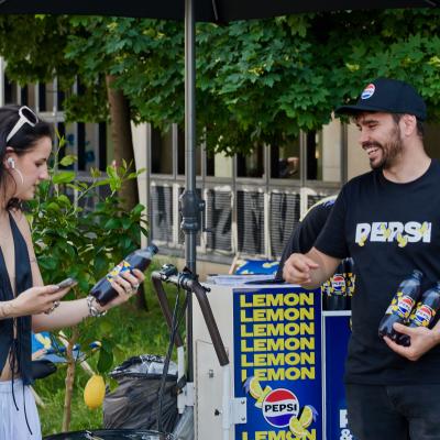 Boomerang.at - Promotion - Sampling - Outdoor  - Pepsi Lemon
