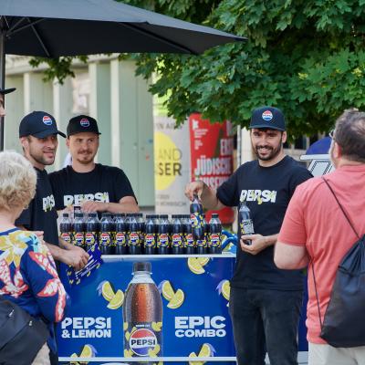 Boomerang.at - Promotion - Sampling - Outdoor  - Pepsi Lemon