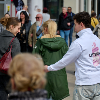 boomerang.at - Sampling - Outdoor - Listerine