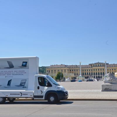 Boomerang.at - Mobile Billboard Tube - Outdoor 131