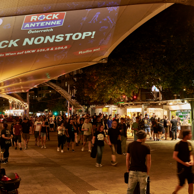 Boomerang.at - Mobile DOOH Projektion 